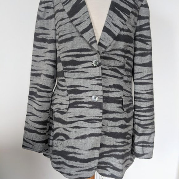 Moschino Grey Tiger/ Zebra Print Blazer - Picture 7 of 7
